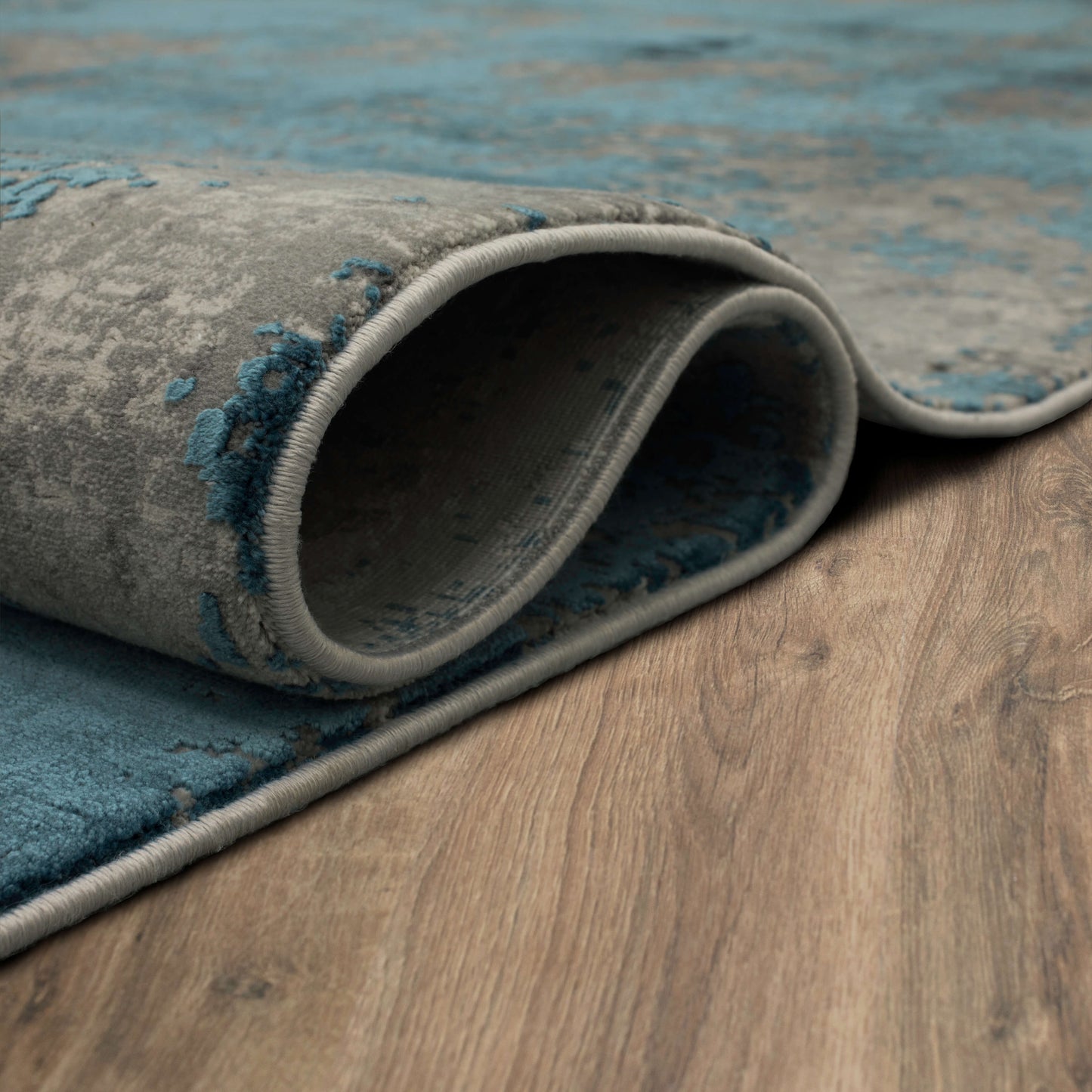 Tryst Bari Gray Blue